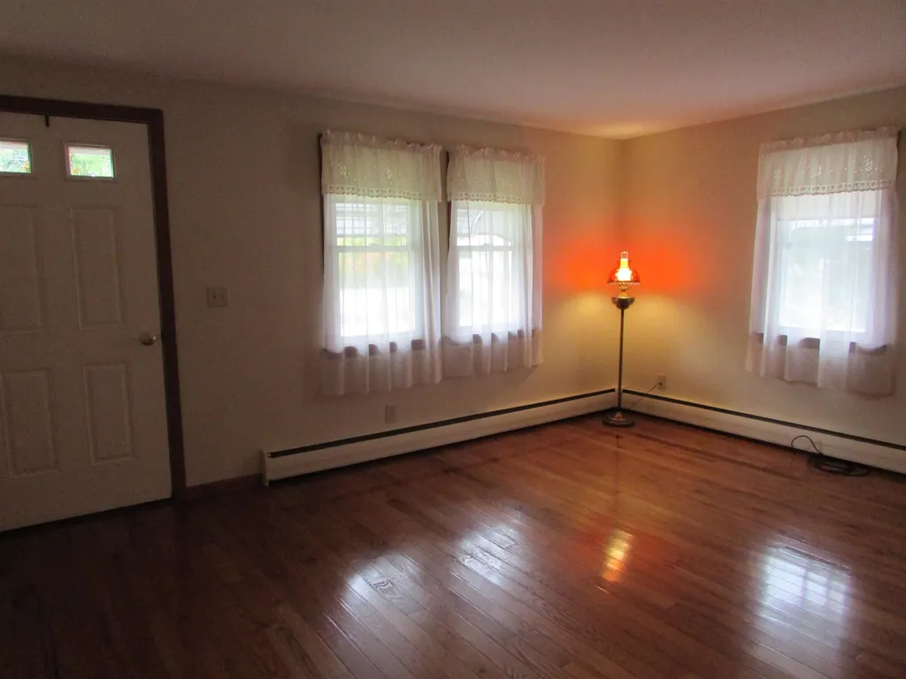 2 Great Falls Avenue Rochester NH 03867