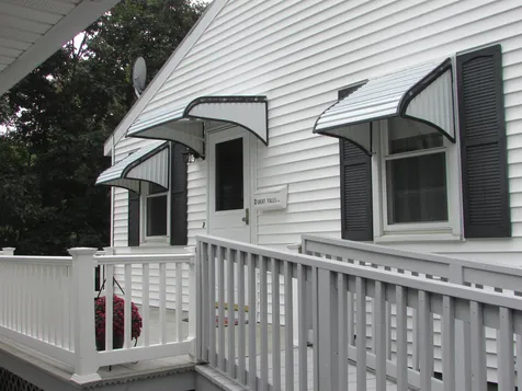 2 Great Falls Avenue Rochester NH 03867