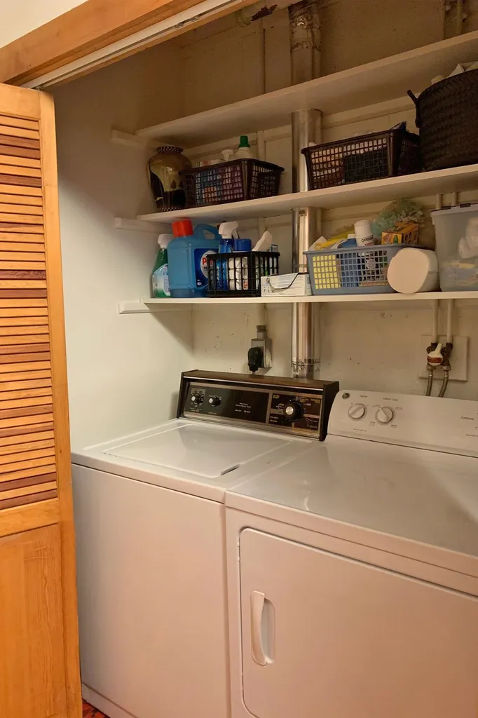 207 Brook Hollow Hanover NH 03755