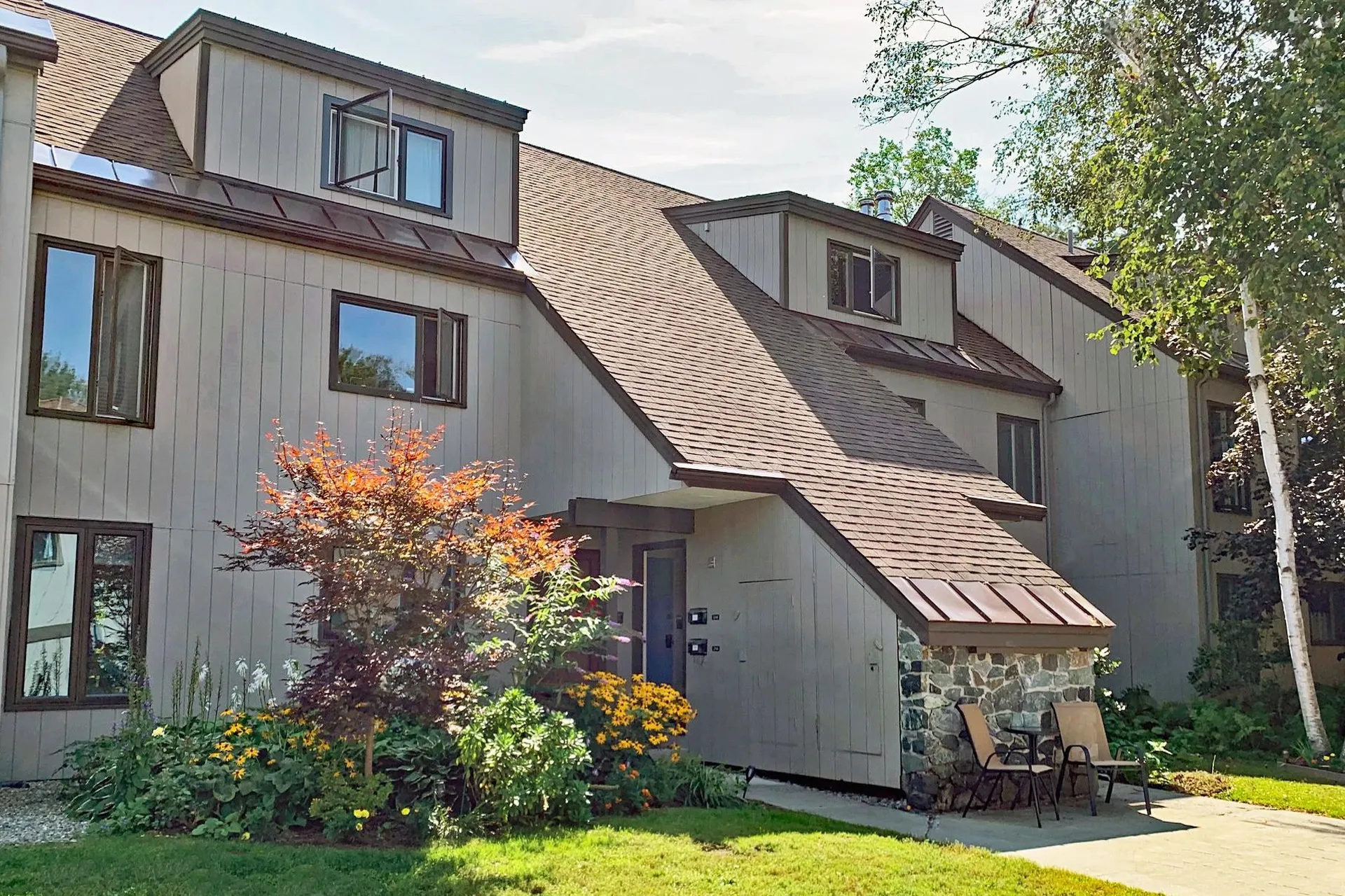 207 Brook Hollow Hanover NH 03755