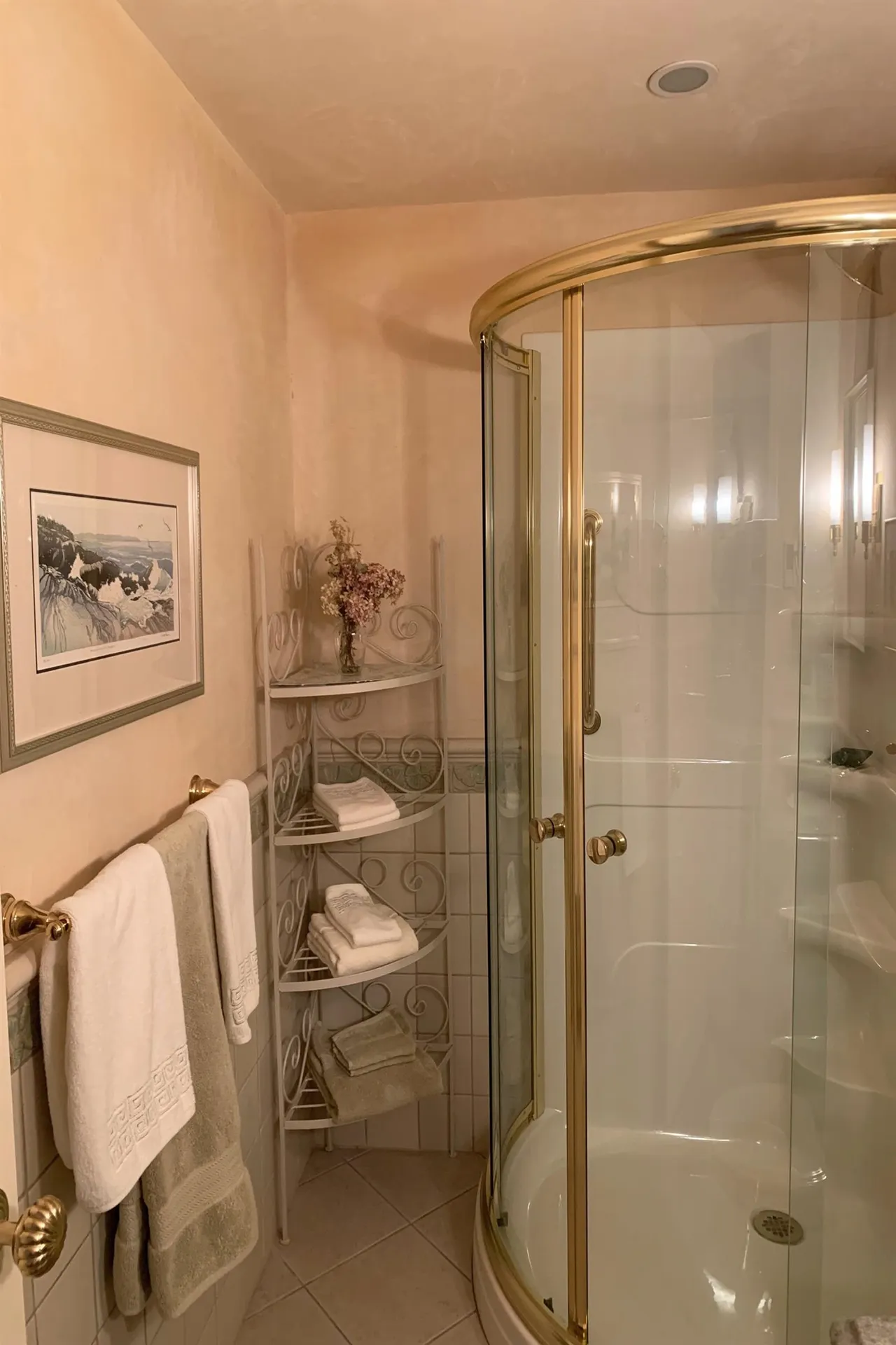 207 Brook Hollow Hanover NH 03755