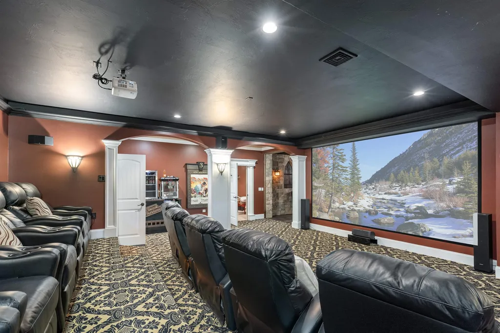 268 Mountain Road Concord NH 03301