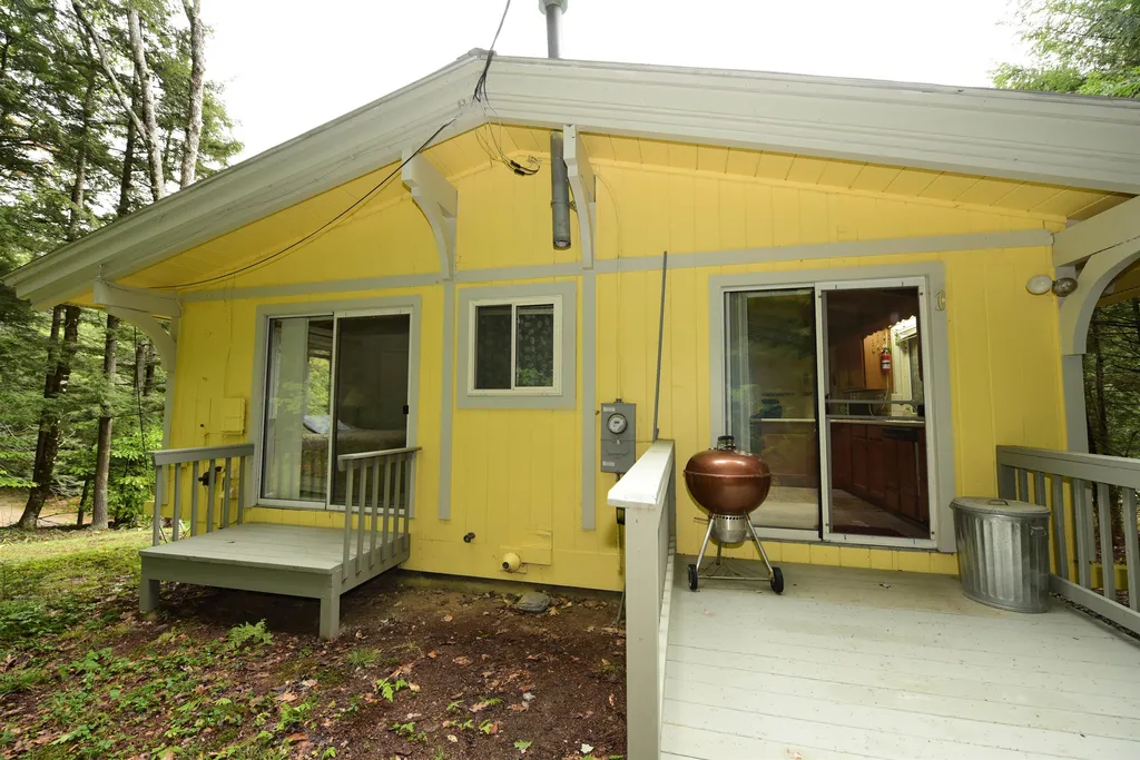 23 Little Loop Road Madison NH 03849