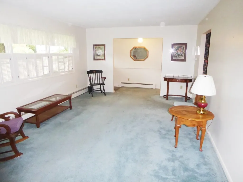 302 Juniper Ridge Shelburne VT 05482