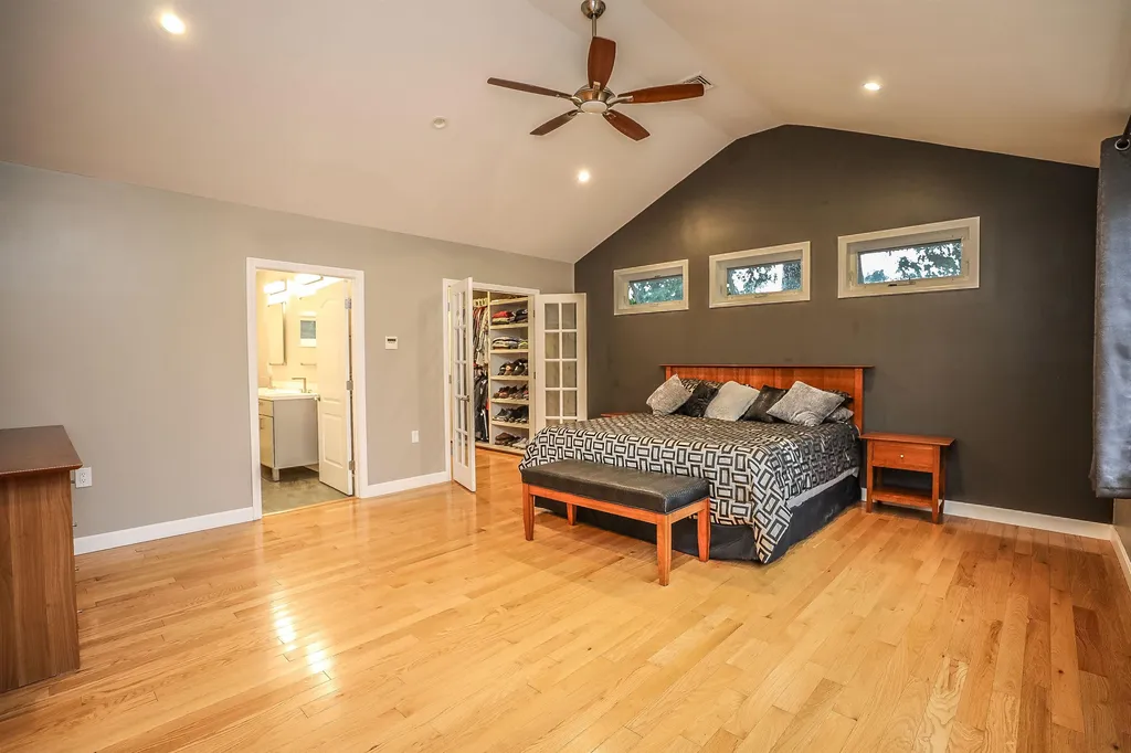 3 Joan Street Derry NH 03038