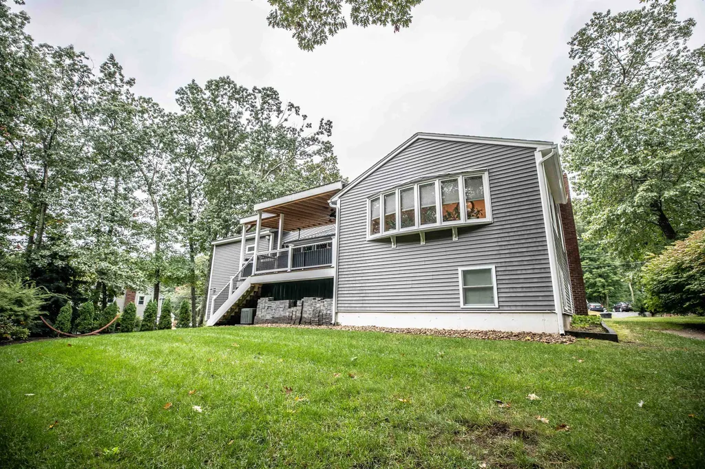 3 Joan Street Derry NH 03038