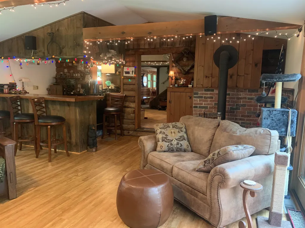 42 Hemlock Drive Bristol VT 05443
