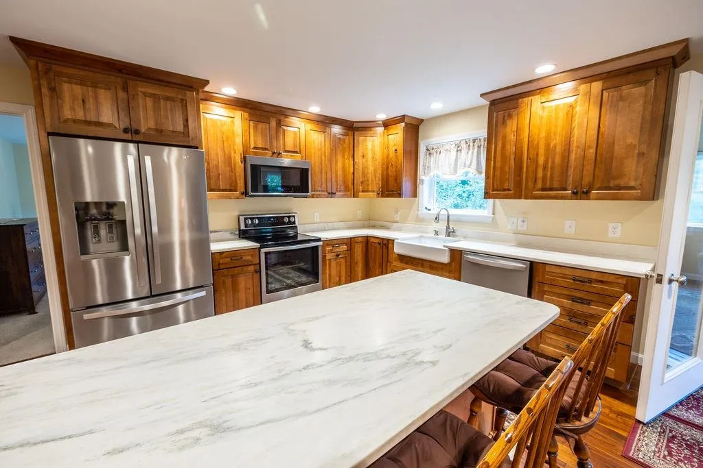 23 Curries Way Brookfield NH 03872
