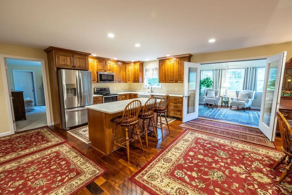23 Curries Way Brookfield NH 03872