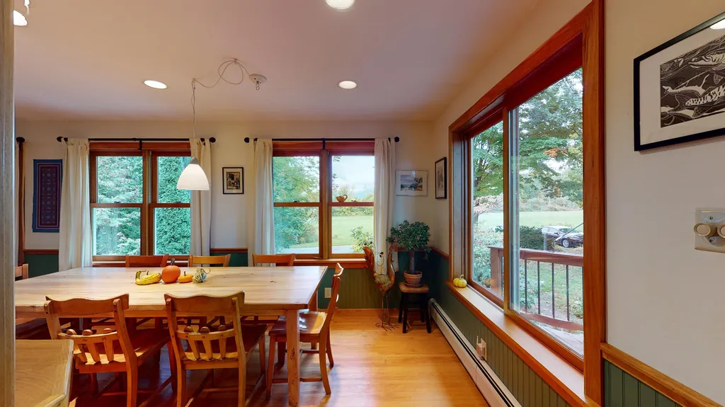 262 River Road New Haven VT 05472