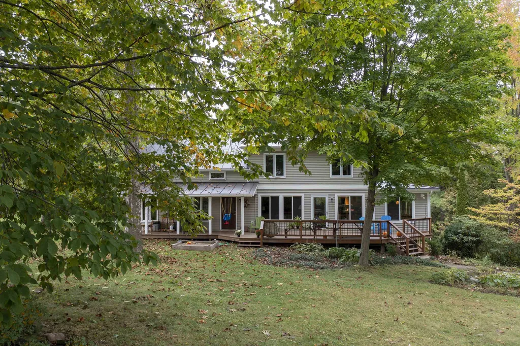 262 River Road New Haven VT 05472