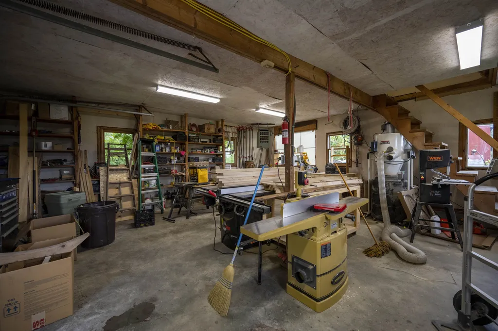 262 River Road New Haven VT 05472