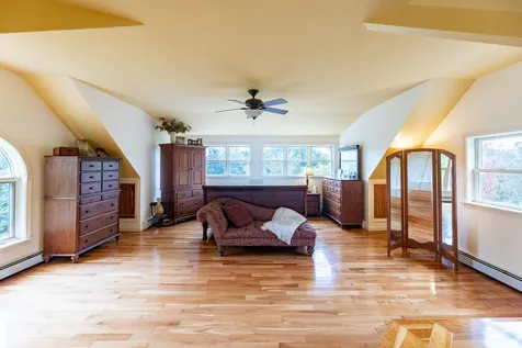 132 King Hill Road New London NH 03257