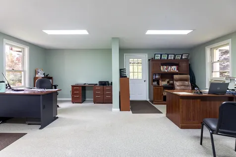 132 King Hill Road New London NH 03257