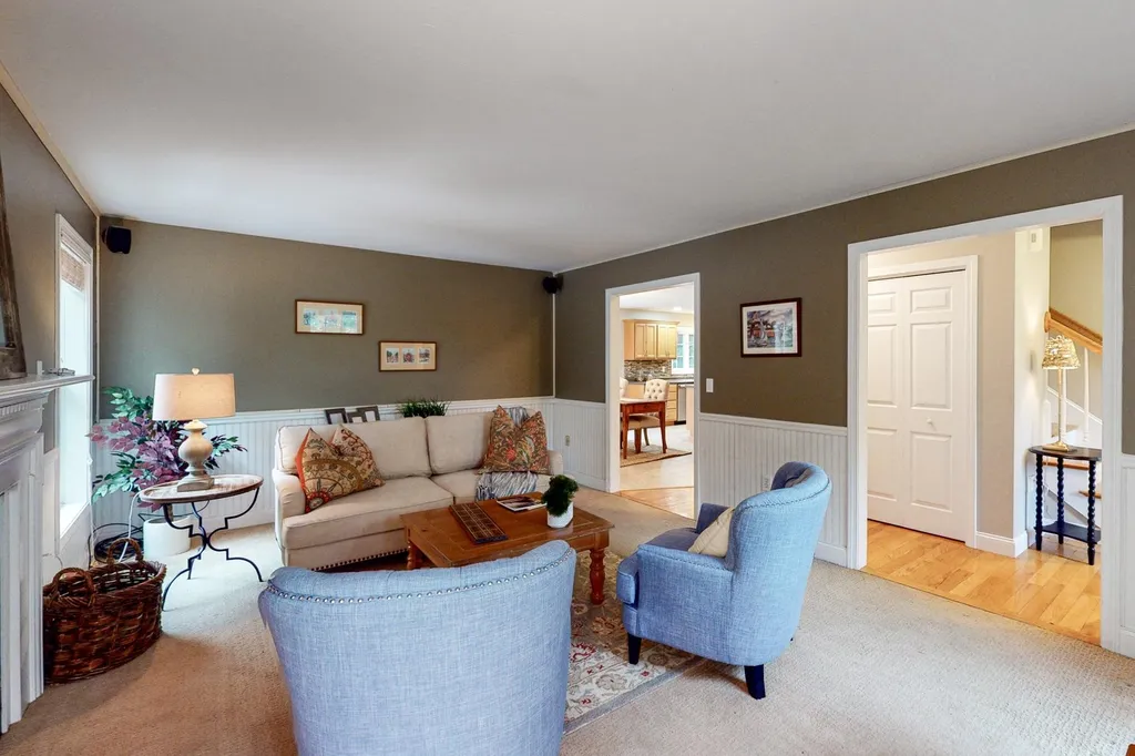 4 Orchards Road Wolfeboro NH 03894