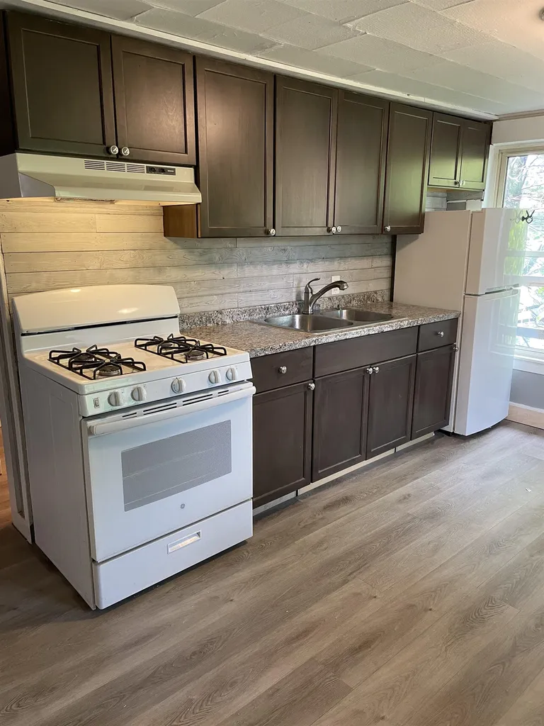 261 Union Avenue Laconia NH 03246