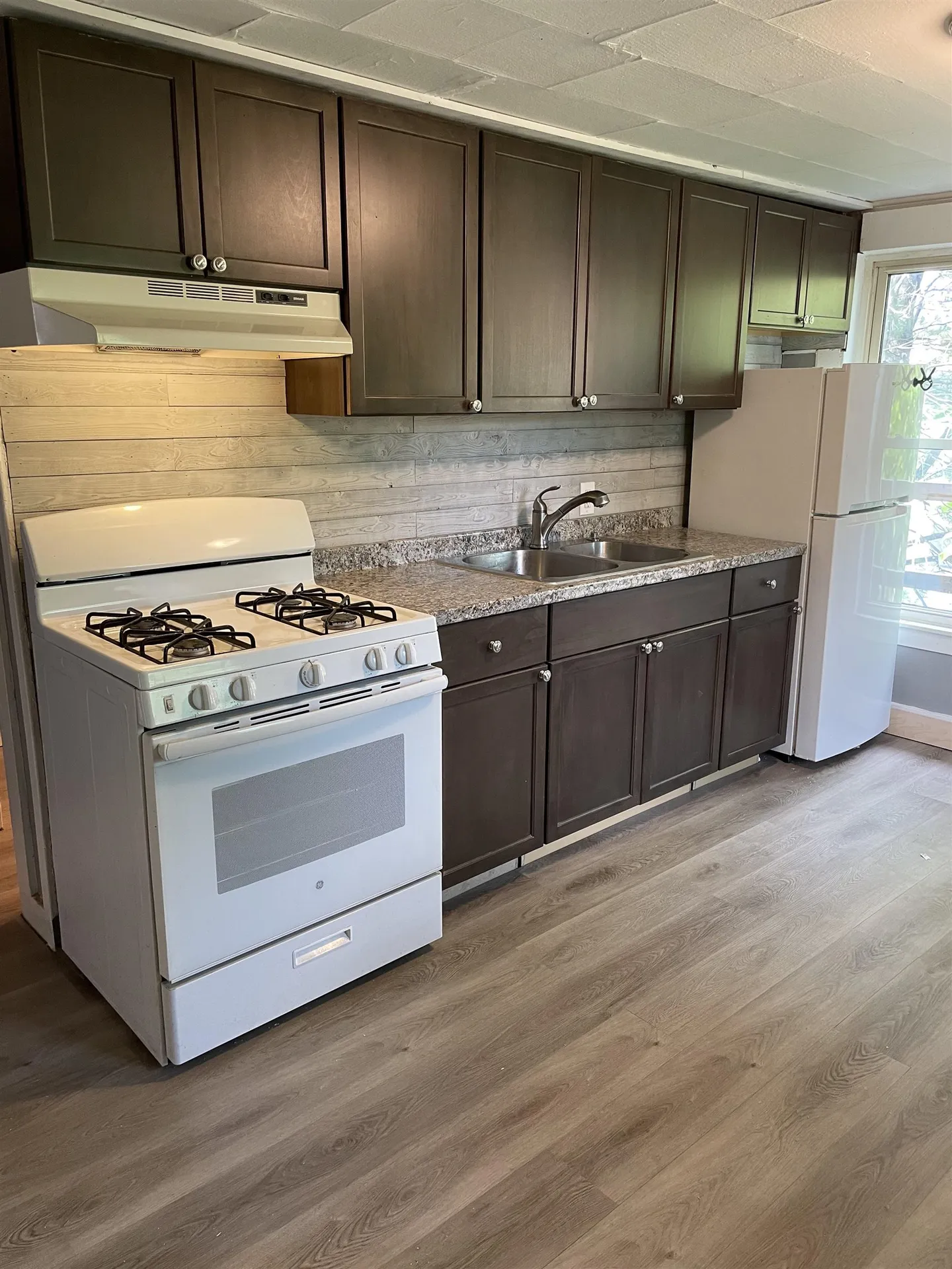 261 Union Avenue Laconia NH 03246