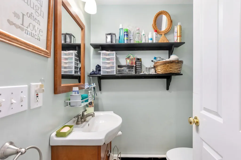 269 Walton Road Seabrook NH 03874