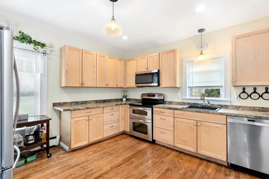 269 Walton Road Seabrook NH 03874
