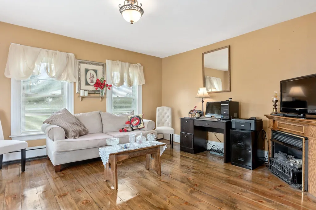269 Walton Road Seabrook NH 03874
