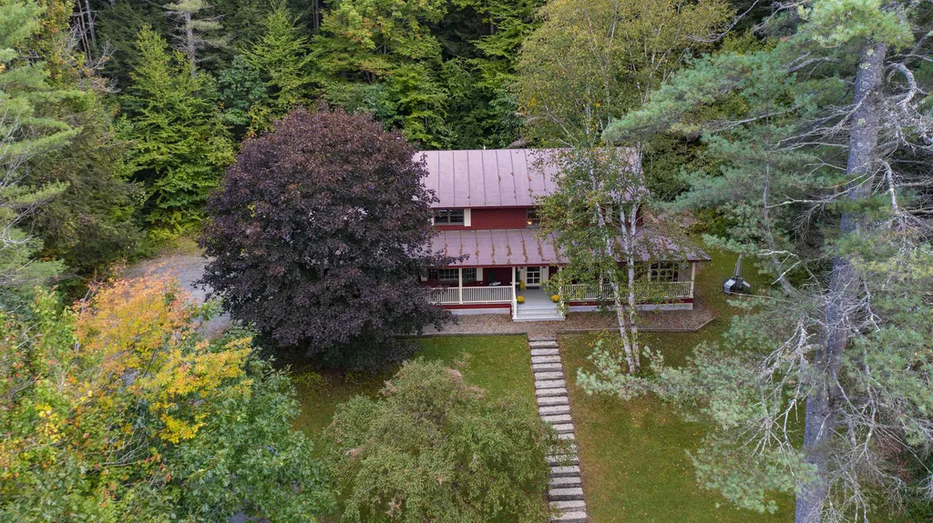 206 Hiram Atkins Byway Hartford VT 05059