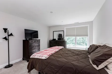 8 Bennett Street Nashua NH 03064