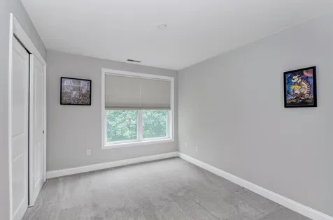8 Bennett Street Nashua NH 03064