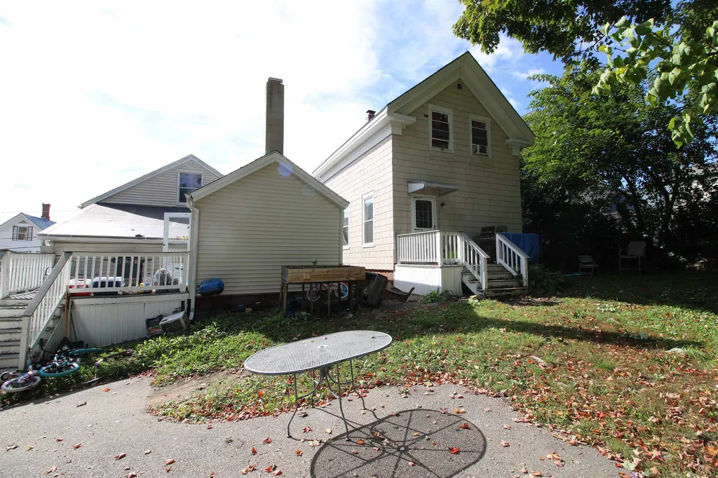 10 Silver Street Somersworth NH 03878