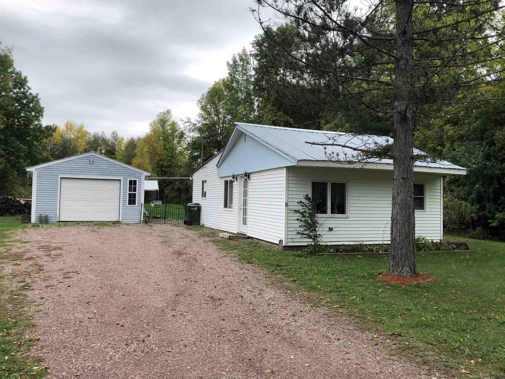 21 Moccasin Avenue Grand Isle VT 05458