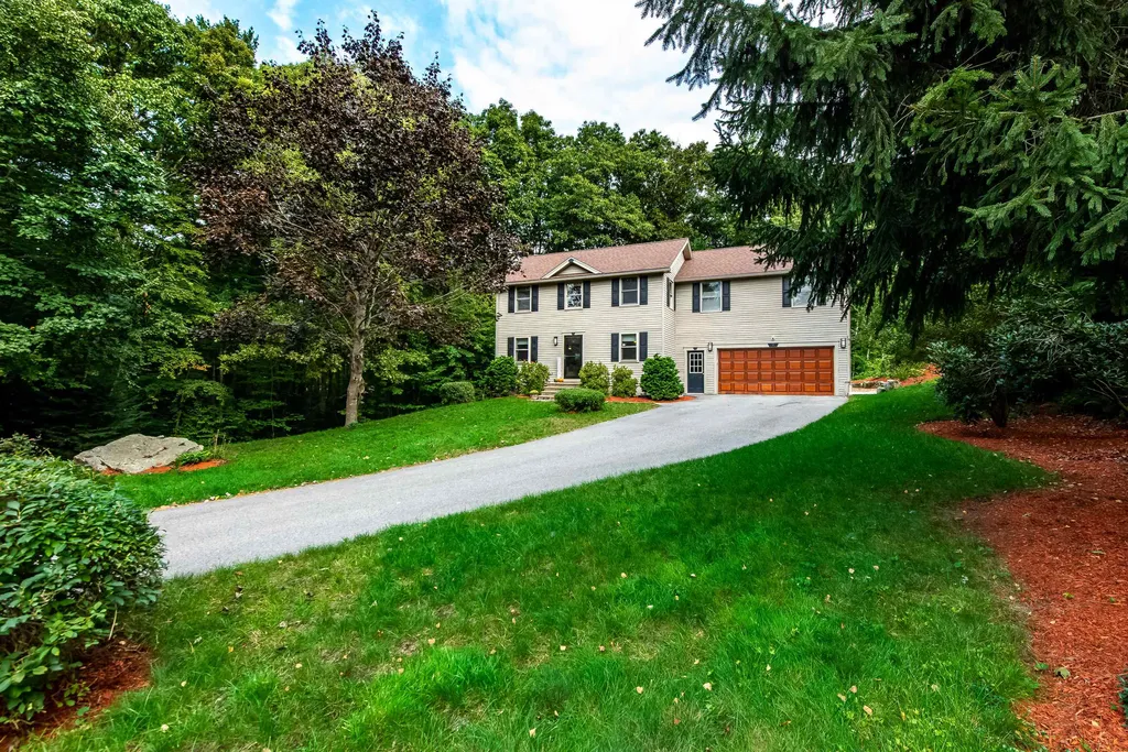 9 Oak Hill Lane Exeter NH 03833