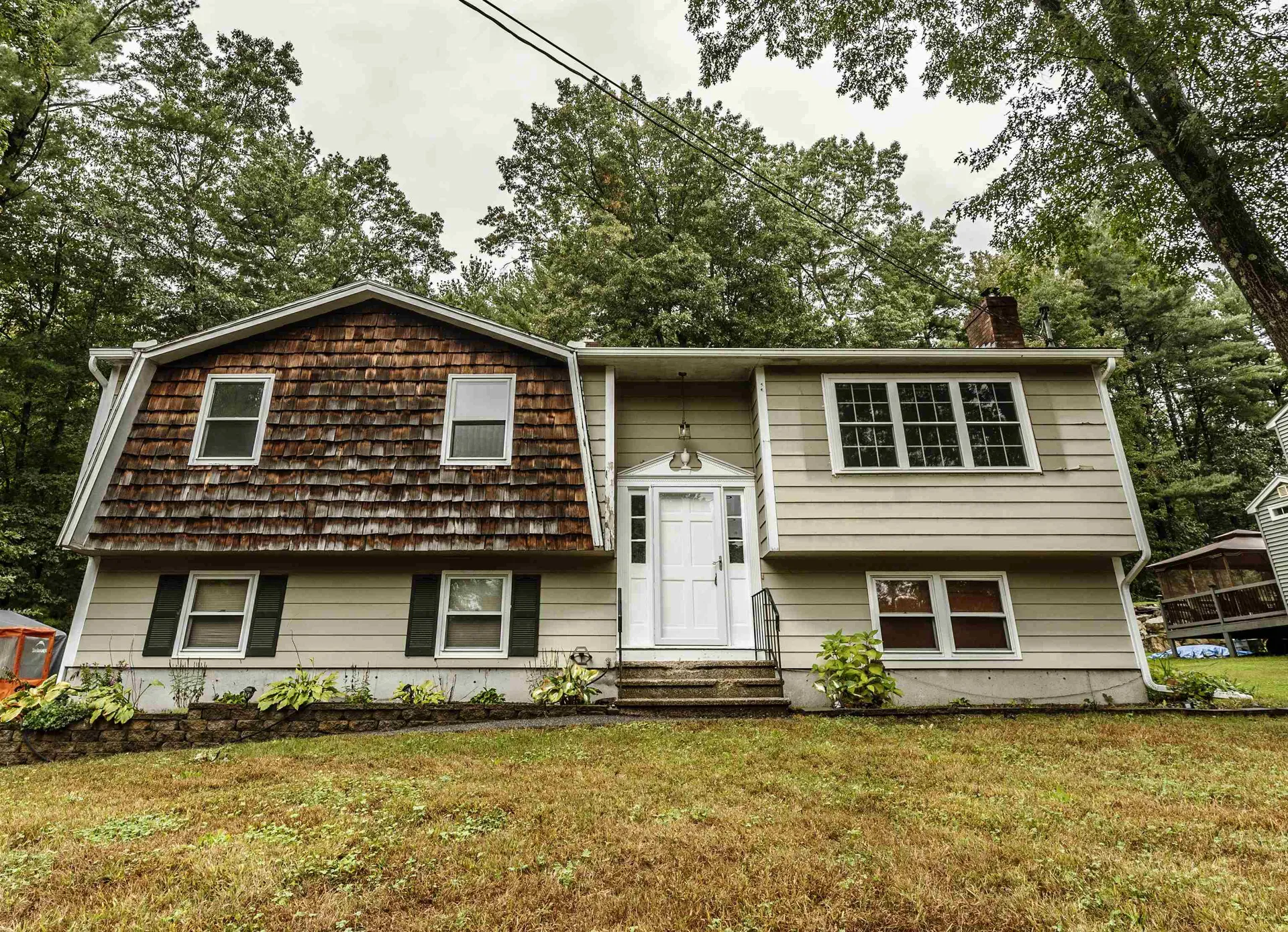 17 Twilight Drive Nashua NH 03062