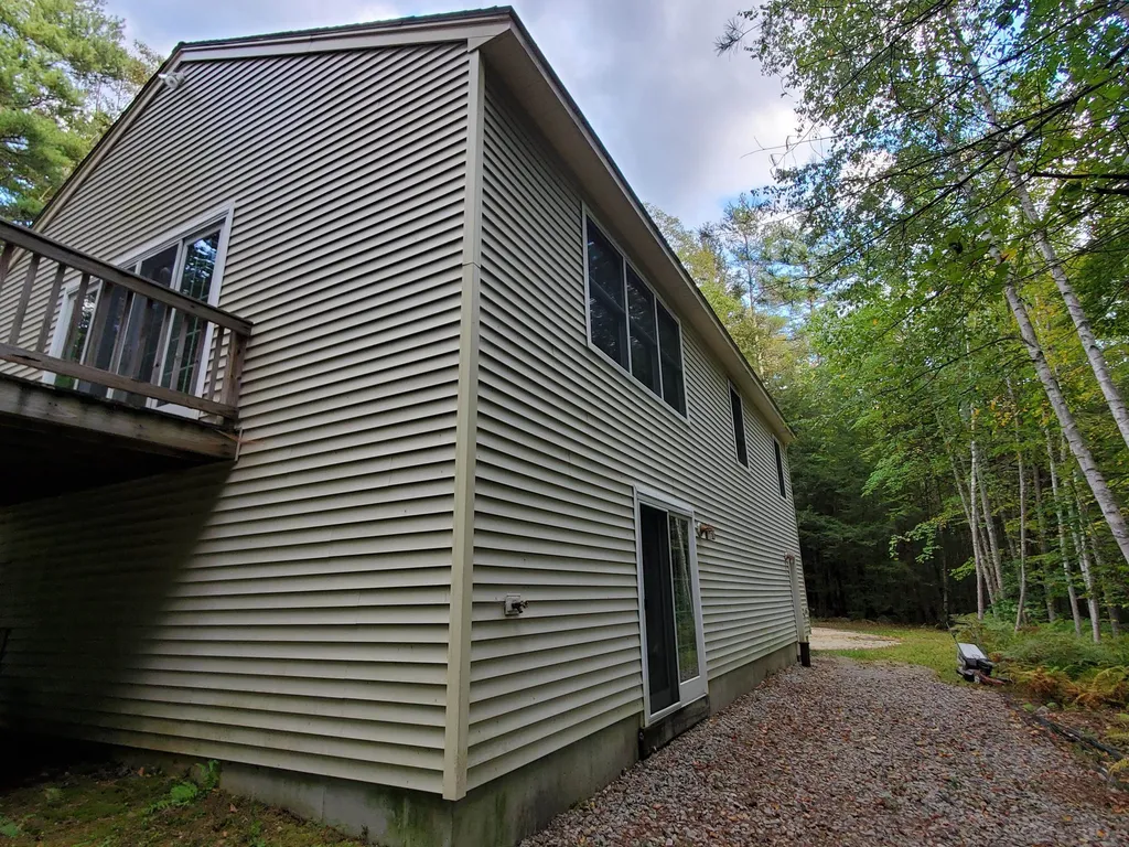 66 France Road Barrington NH 03825