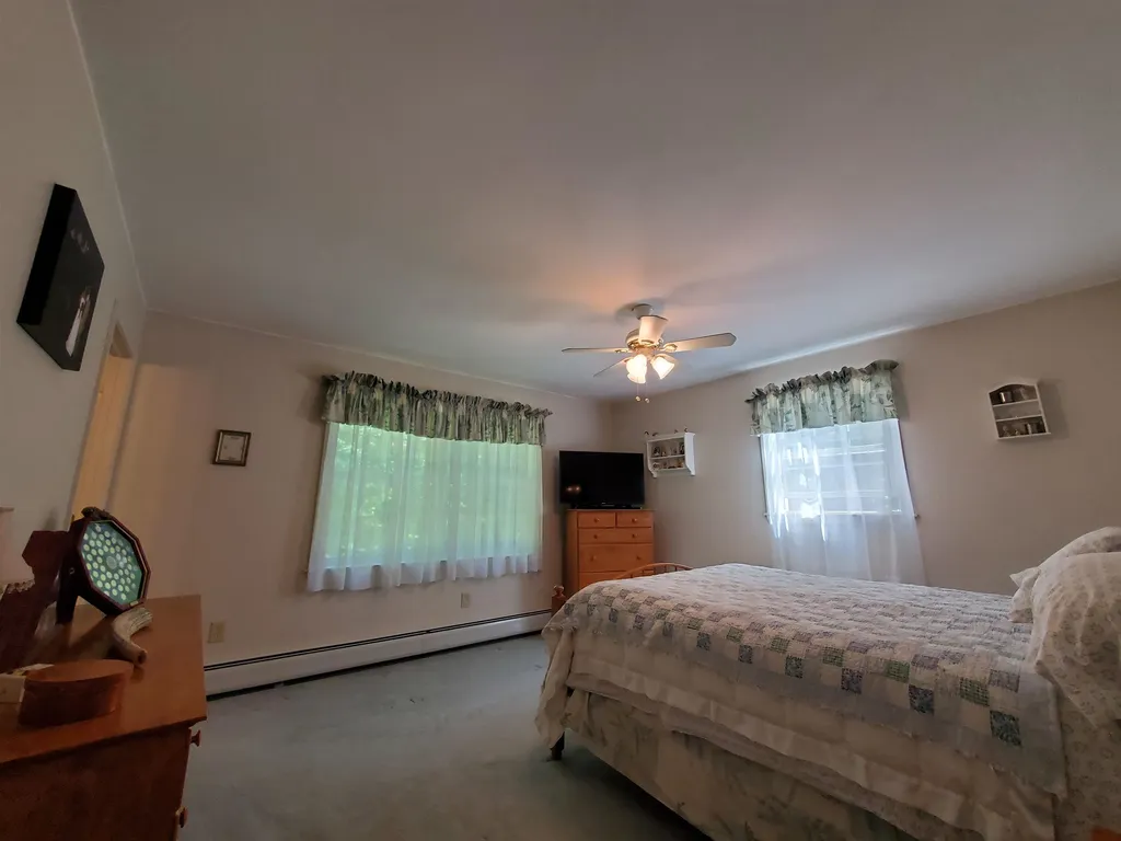66 France Road Barrington NH 03825