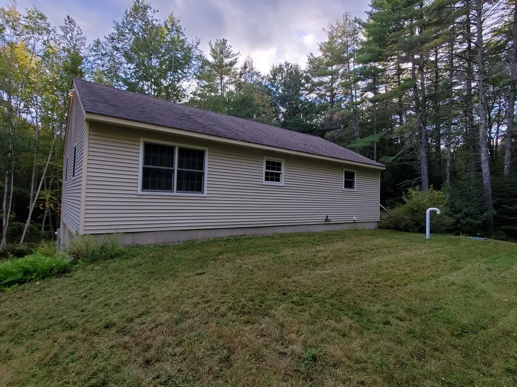 66 France Road Barrington NH 03825