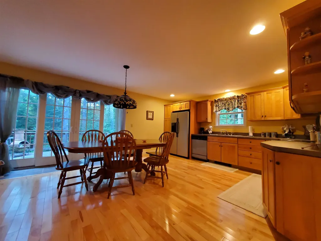 66 France Road Barrington NH 03825
