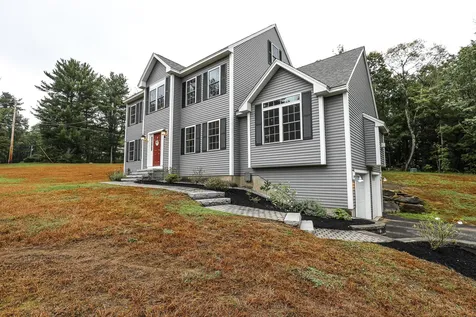 9 Powder House Road Sandown NH 03873
