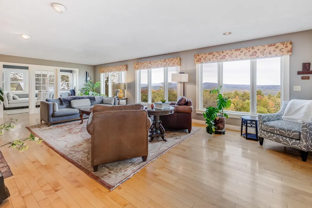 276 Kearsarge Mountain Road Wilmot NH 03287