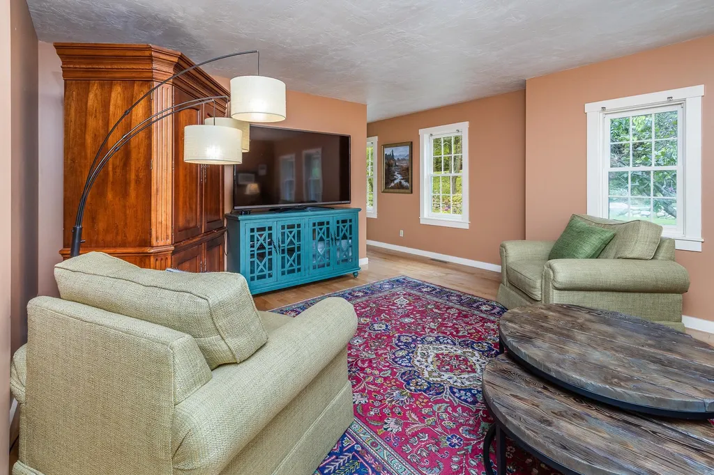 276 Kearsarge Mountain Road Wilmot NH 03287