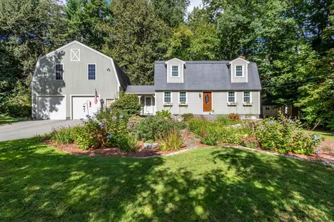 13 Henry Drive Hudson NH 03051