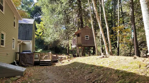 13 Henry Drive Hudson NH 03051