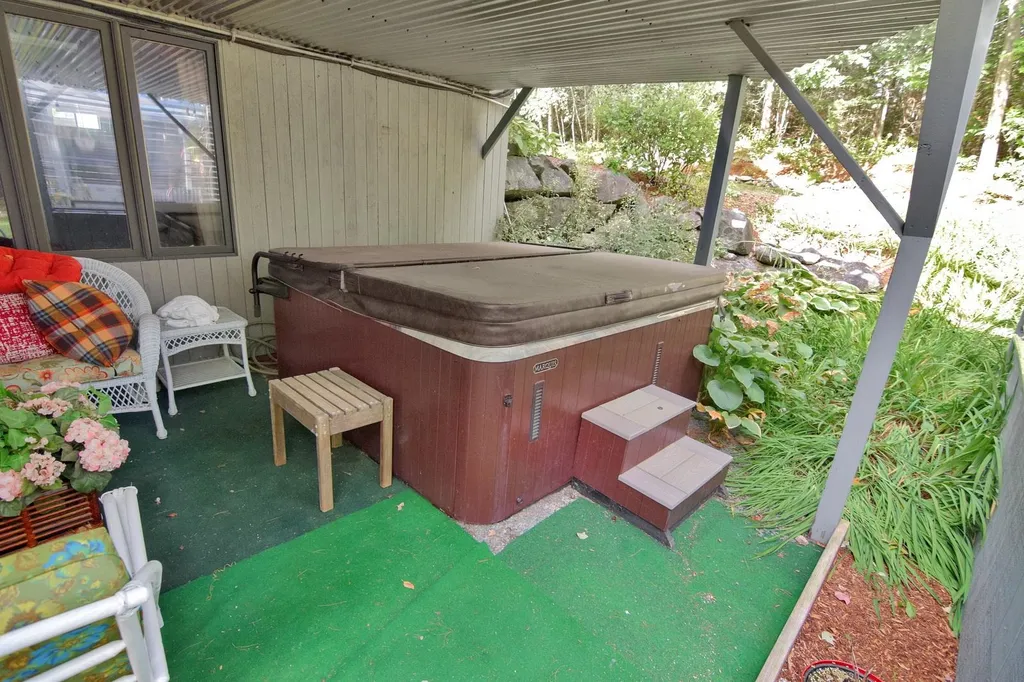 123 Tuck Lane Littleton NH 03561