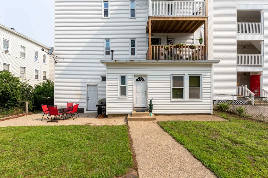 637 Harvard Street Manchester NH 03103