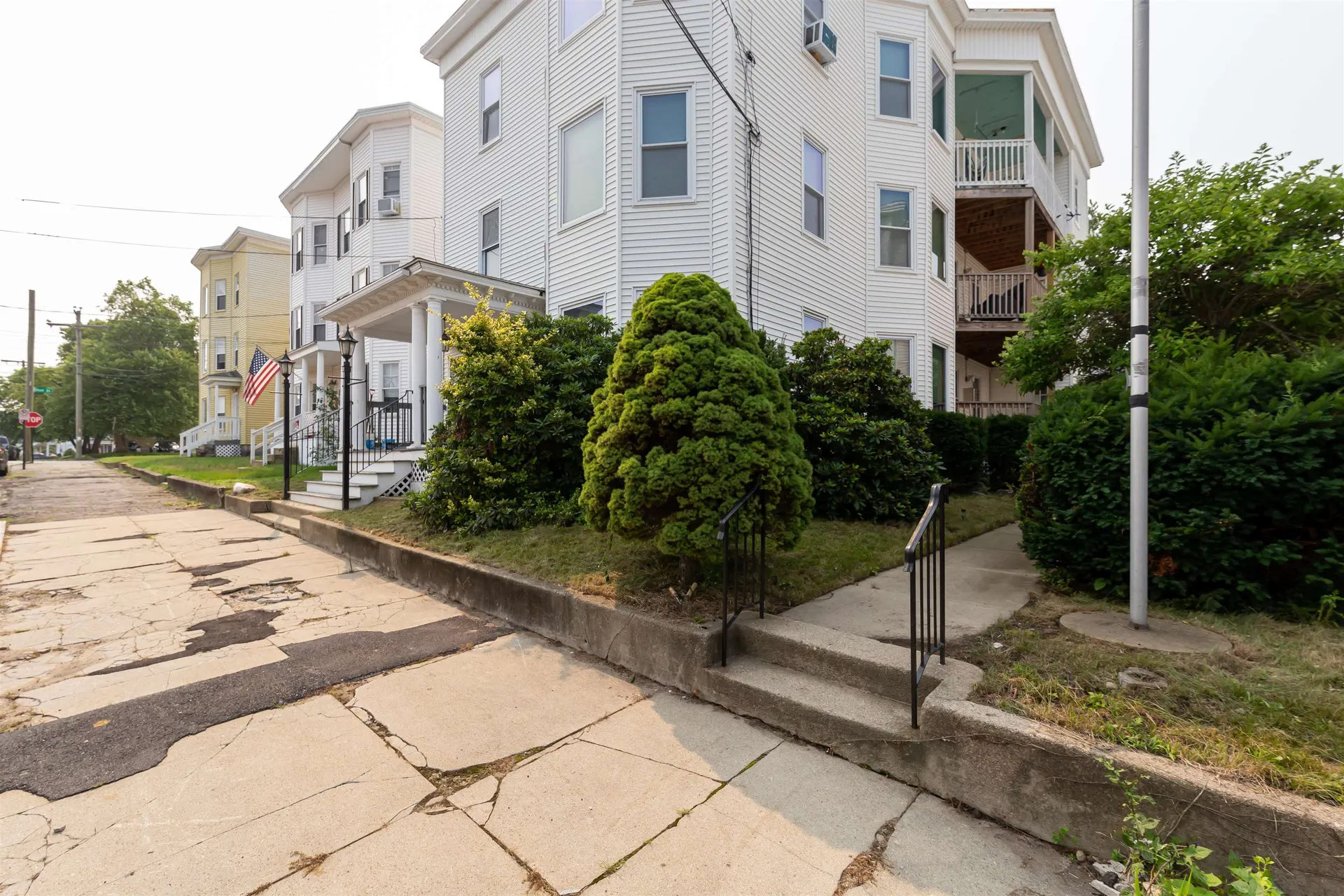 637 Harvard Street Manchester NH 03103