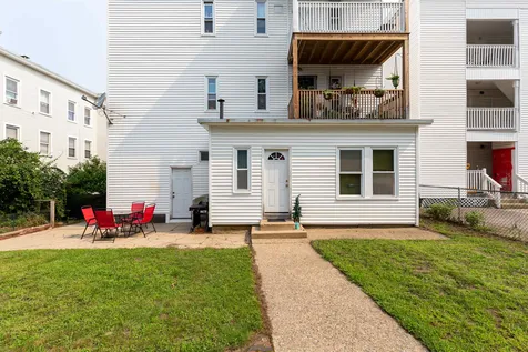 637 Harvard Street Manchester NH 03103
