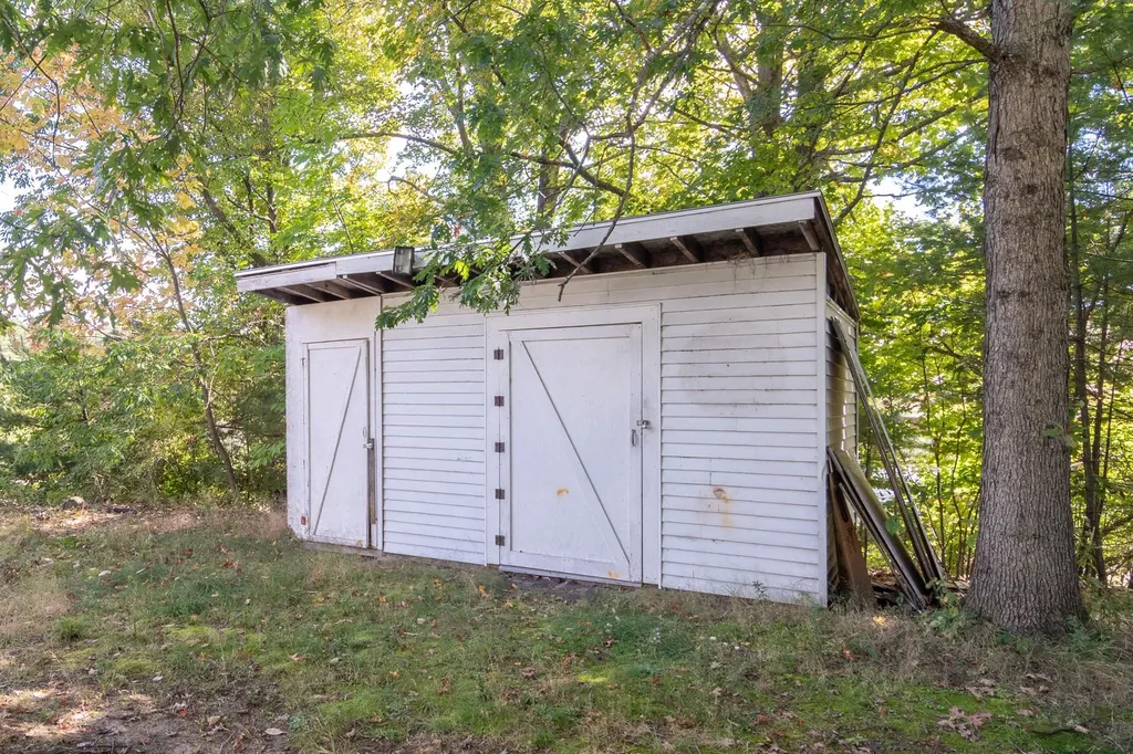95 Plymouth Street Meredith NH 03253