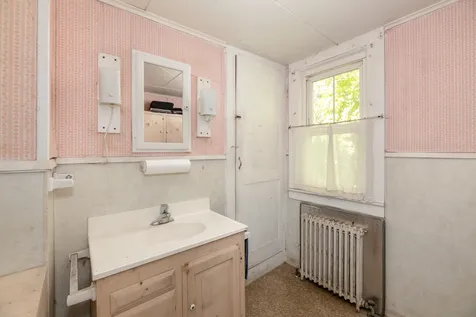 95 Plymouth Street Meredith NH 03253