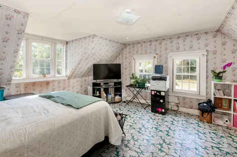 95 Plymouth Street Meredith NH 03253