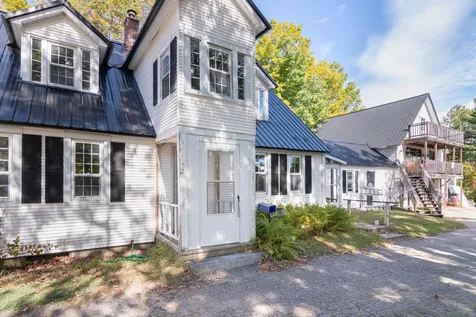 95 Plymouth Street Meredith NH 03253