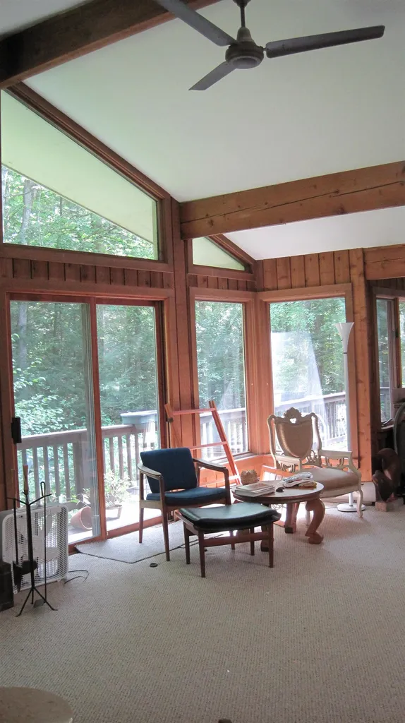 17 Foss Farm Road Durham NH 03824