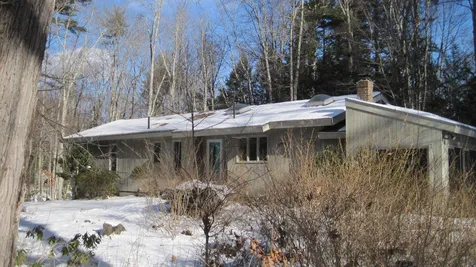 17 Foss Farm Road Durham NH 03824